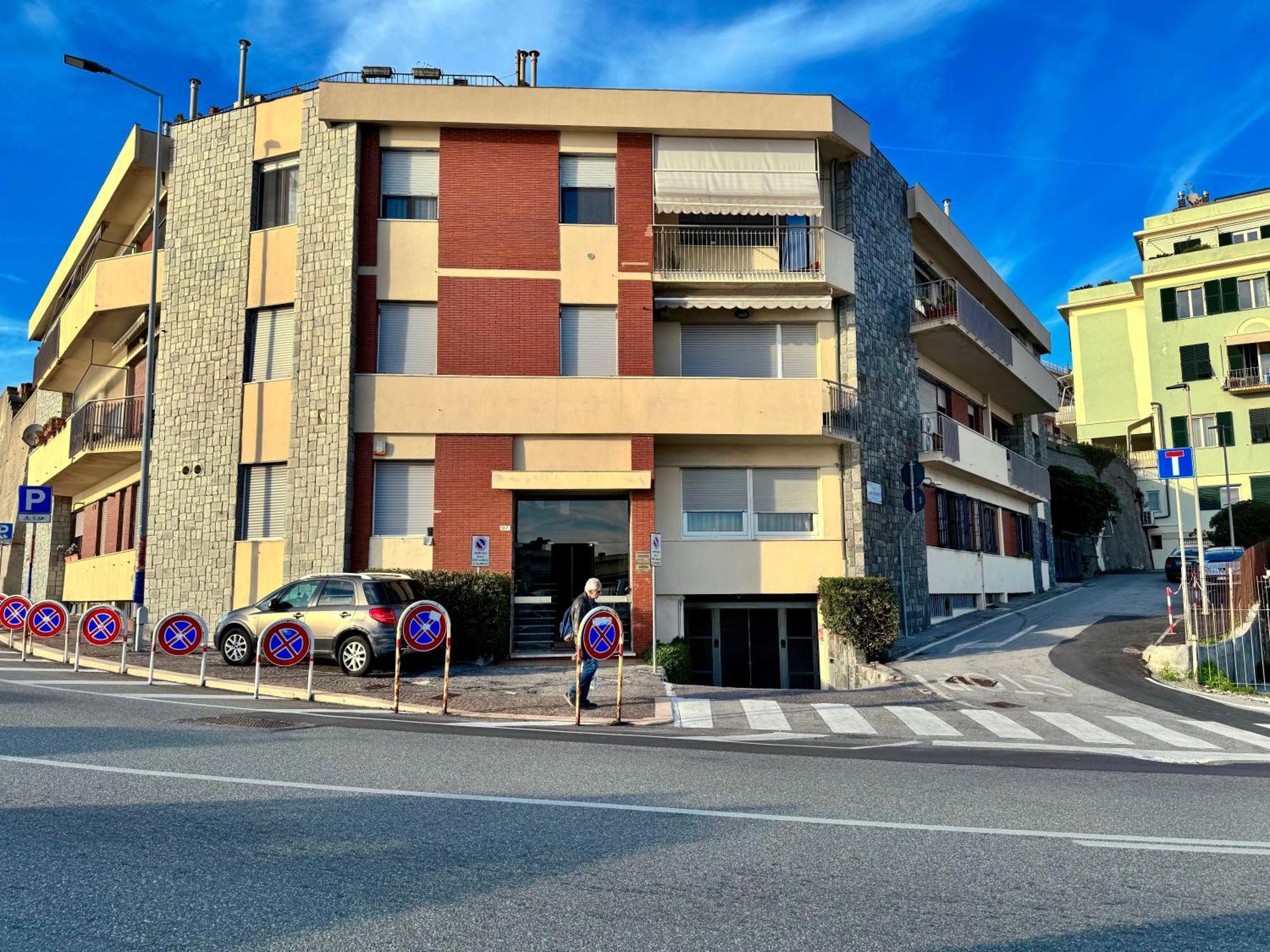 Beachfront E Parking Il Nido Sul Mare Apartamento Génova